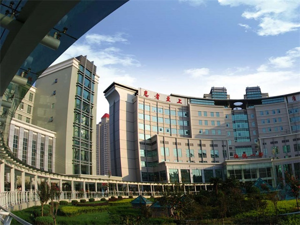 <b>西安省妇幼和唐都医院试管成功率 西安市最好的供卵机构推荐 ‘胎囊16_18_8是男</b>